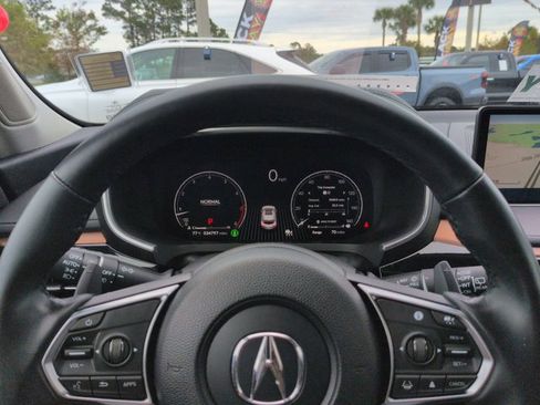 Used 2022 Acura MDX FWD w/ Technology Package image 32