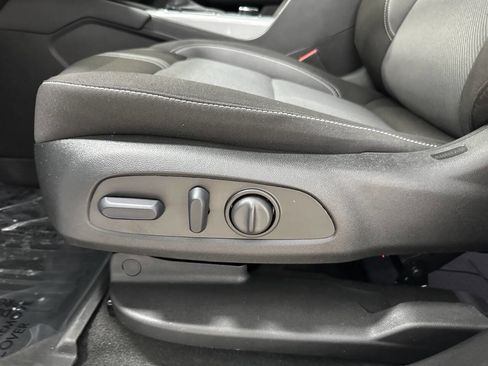 Used 2024 Chevrolet Blazer LT w/ Convenience Package image 28