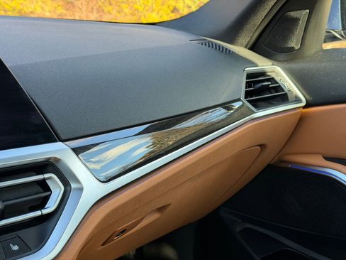 Used 2022 BMW 330i Sedan image 26