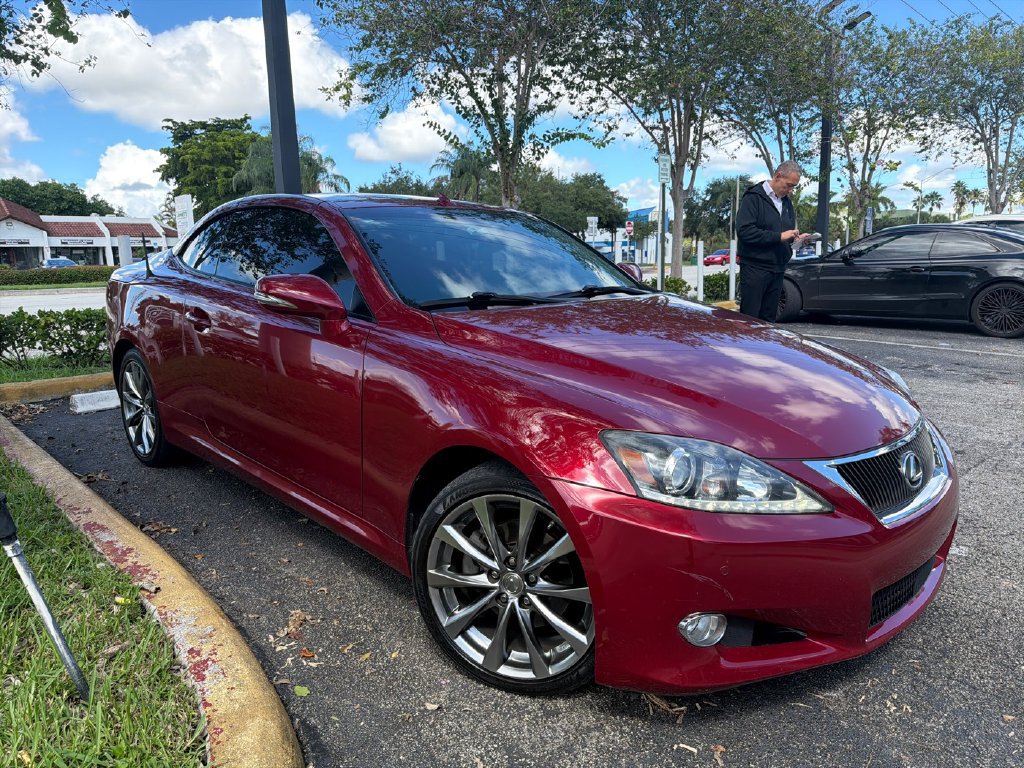 Used 2014 Lexus IS 250C w/ Luxury Package RWD image 3