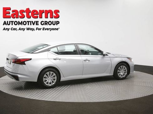 Used 2023 Nissan Altima 2.5 S FWD image 41
