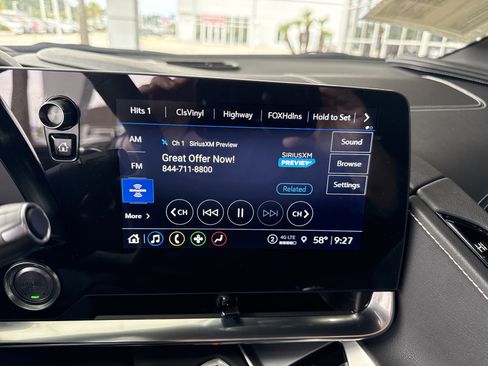 Used 2021 Chevrolet Corvette Stingray Convertible w/ 1LT image 22