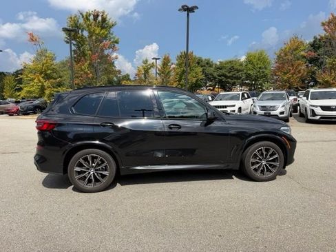 Used 2023 BMW X5 xDrive40i w/ M Sport Package AWD/4WD image 6