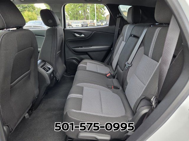 Used 2024 Chevrolet Blazer LT FWD image 12