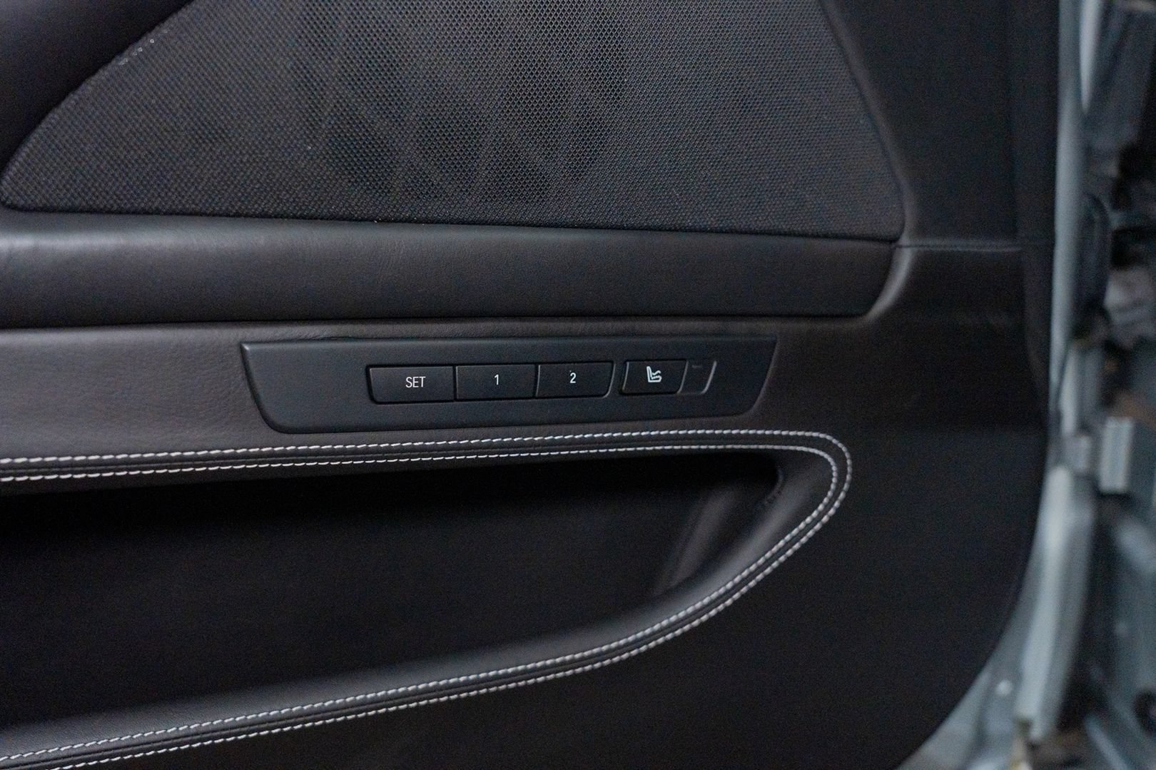 Used 2016 BMW M5 RWD image 21