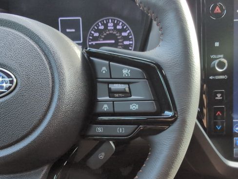Used 2025 Subaru Forester Touring w/ Popular Package - Touring AWD/4WD image 20