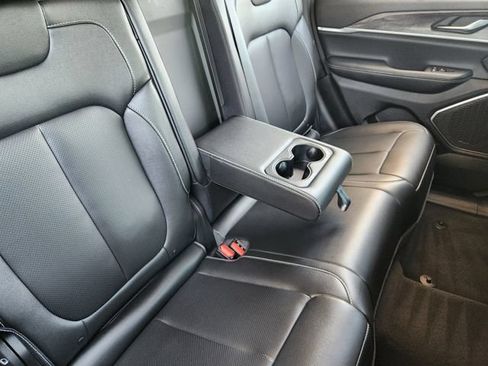 Certified 2023 Jeep Grand Cherokee 4WD 4xe w/ Luxury Tech Group II image 30
