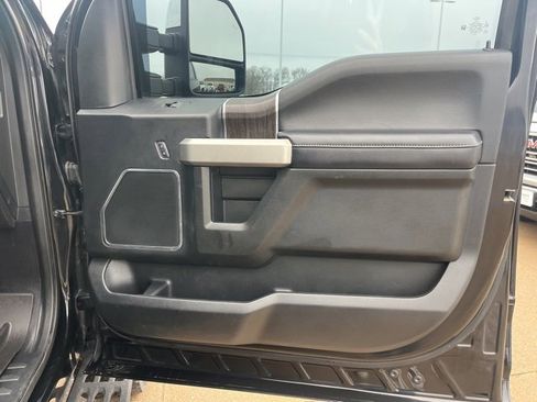 Used 2020 Ford F250 Lariat w/ Tremor Off-Road Package image 52