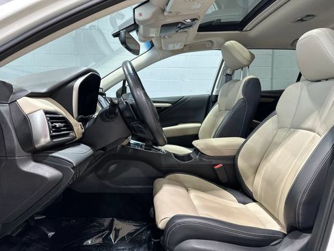 Used 2022 Subaru Outback Limited AWD/4WD image 13
