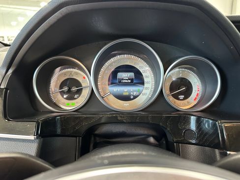 Used 2014 Mercedes-Benz E 350 Sedan image 21