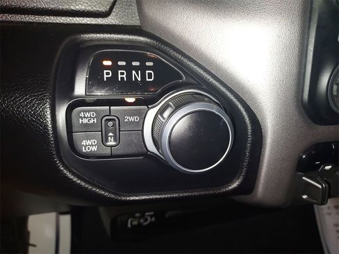 Used 2024 RAM 2500 Big Horn w/ Bed Utility Group image 25