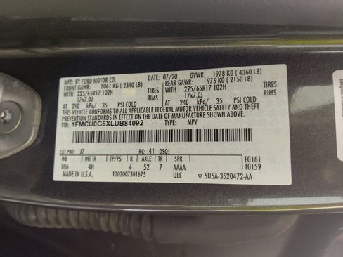 Used 2020 Ford Escape SE FWD image 33