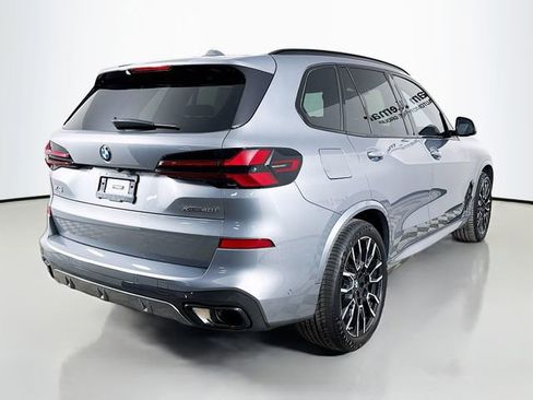 Used 2024 BMW X5 xDrive40i w/ M Sport Package image 7