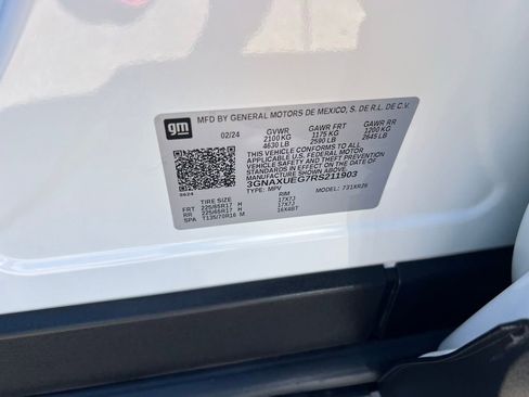 Used 2024 Chevrolet Equinox LT AWD/4WD image 16