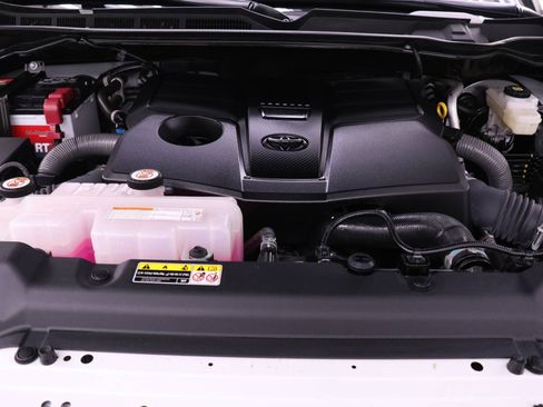 Used 2022 Toyota Tundra Limited w/ TRD Off-Road Package image 17