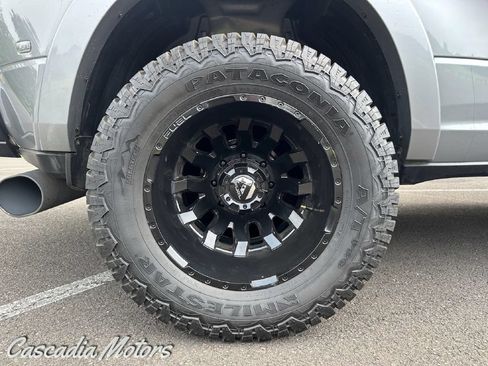 Used 2022 RAM 3500 Laramie AWD/4WD image 29