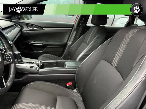 Used 2020 Honda Civic Sport image 8