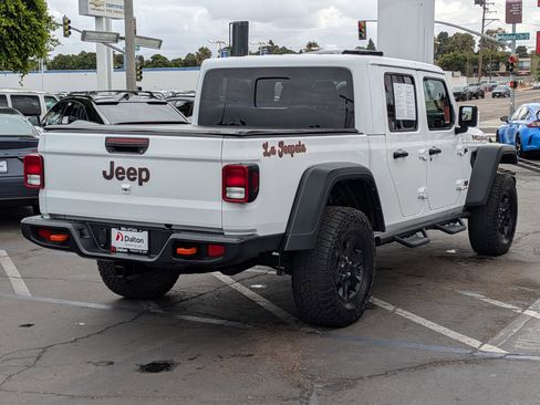 Used 2022 Jeep Gladiator Mojave w/ Trailer Tow Package AWD/4WD image 4