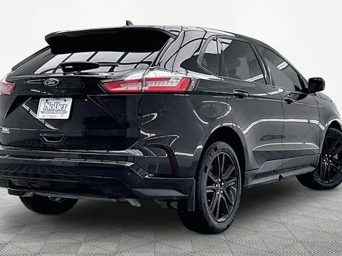 Certified 2024 Ford Edge ST-Line AWD/4WD image 2
