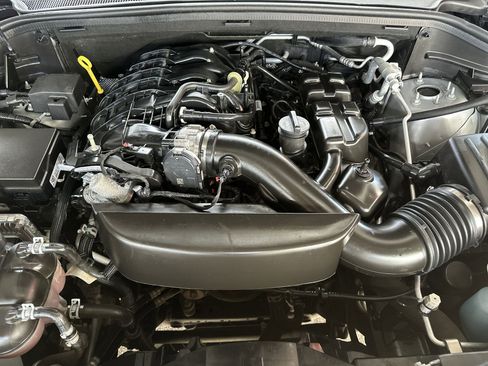 Used 2023 Dodge Durango GT image 18