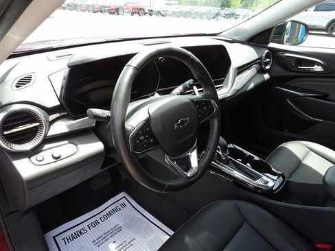Used 2024 Chevrolet Trax ACTIV w/ Driver Confidence Package FWD image 14