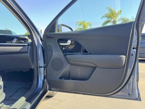 Used 2022 Kia Niro EX FWD image 25