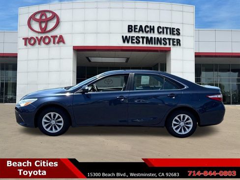 Used 2016 Toyota Camry LE FWD image 7
