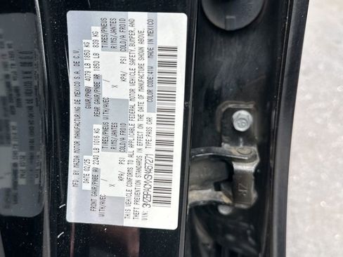 Used 2025 MAZDA MAZDA3 s FWD image 8