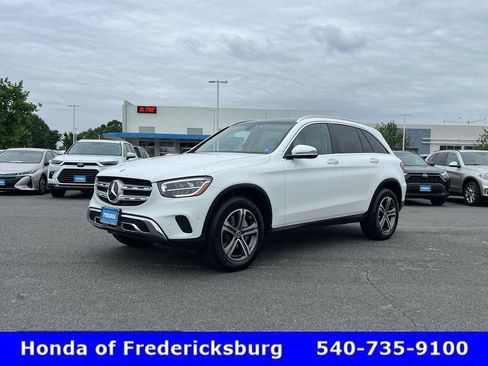 Used 2021 Mercedes-Benz GLC 300 image 4