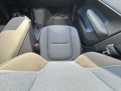 New 2026 Volvo EX30 Plus w/ Protection Package Premier AWD/4WD image 14