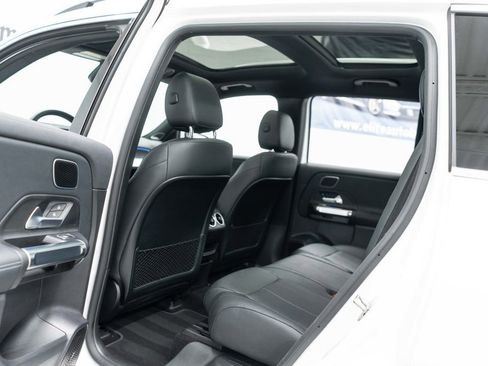 Used 2025 Mercedes-Benz EQB 300 4MATIC w/ Driver Assistance Package image 31