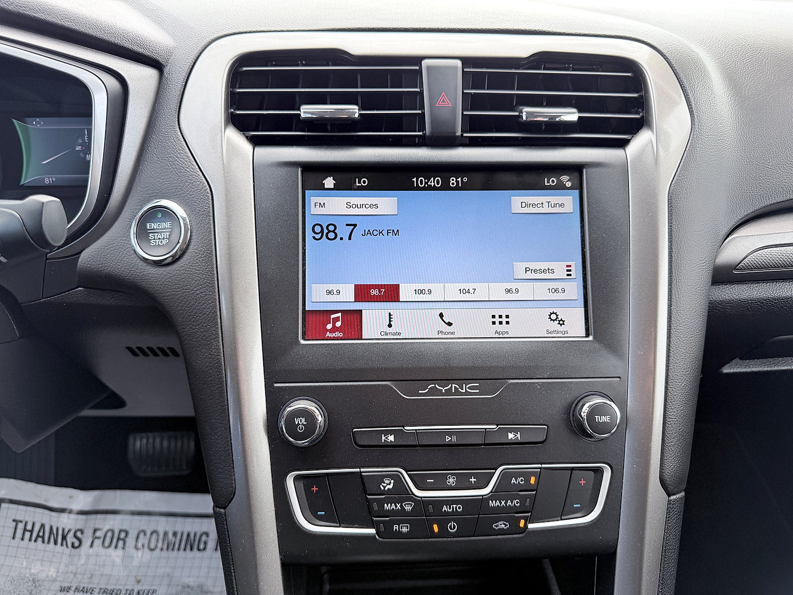 Used 2019 Ford Fusion SE FWD image 28