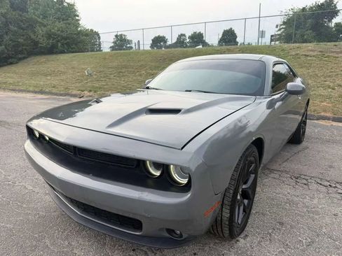 Used 2019 Dodge Challenger SXT w/ Blacktop Package RWD image 1