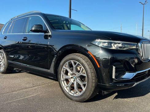 Used 2021 BMW X7 xDrive40i w/ Premium Package image 10