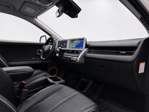 Used 2023 Hyundai Ioniq 5 SEL AWD/4WD image 16