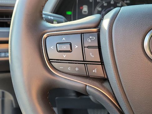 Used 2023 Lexus UX 250h FWD w/ Accessory Package (Z2) image 23