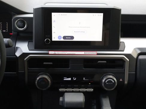 Used 2025 Toyota 4Runner SR5 RWD image 8