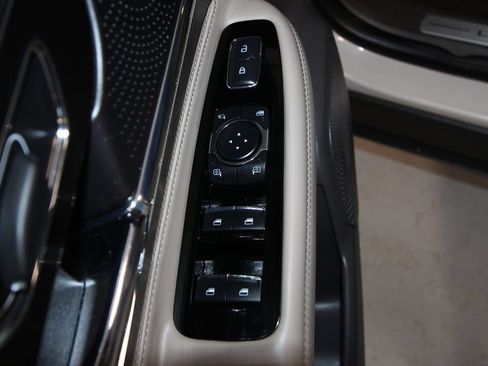Used 2024 Lincoln Corsair FWD w/ Equipment Group 101A image 6