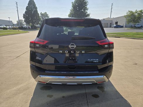 Used 2023 Nissan Rogue Platinum w/ Platinum Premium Package AWD/4WD image 8