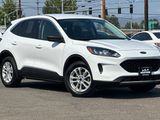 Used 2022 Ford Escape SE image 2