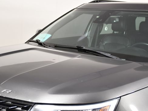 Used 2018 Ford Explorer Sport w/ Equipment Group 401A AWD/4WD image 12