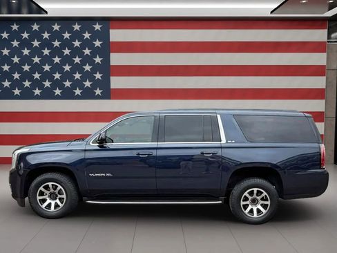 Used 2017 GMC Yukon XL SLE RWD image 9