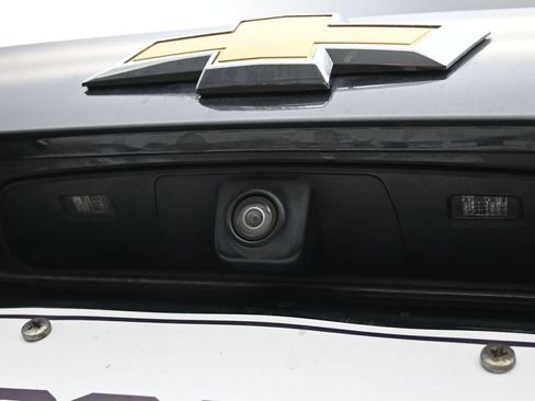 Used 2020 Chevrolet Blazer LT FWD image 16
