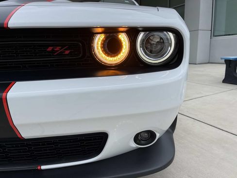 Used 2022 Dodge Challenger R/T Scat Pack RWD image 9