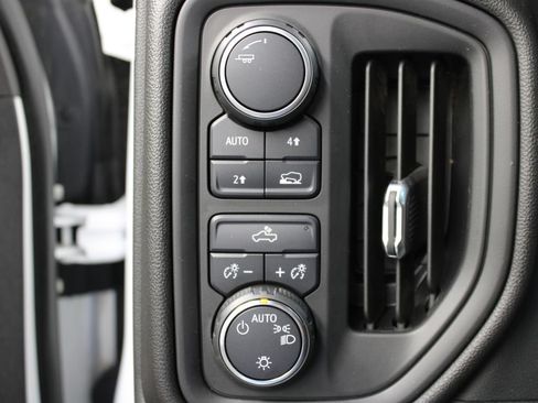 Used 2021 Chevrolet Silverado 1500 Custom AWD/4WD image 44