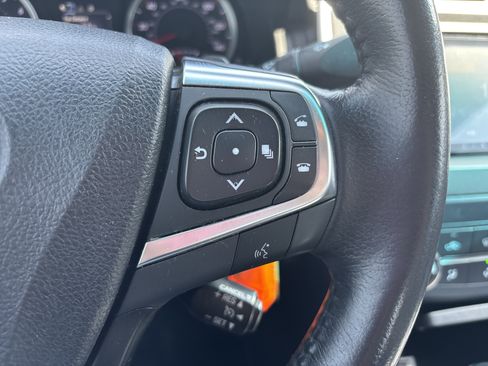 Used 2016 Toyota Camry SE FWD image 25