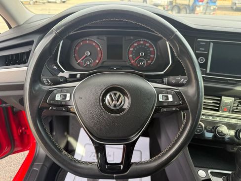 Used 2021 Volkswagen Jetta SE image 20