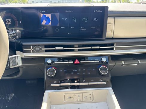 Used 2025 Hyundai Santa Fe SEL FWD image 19