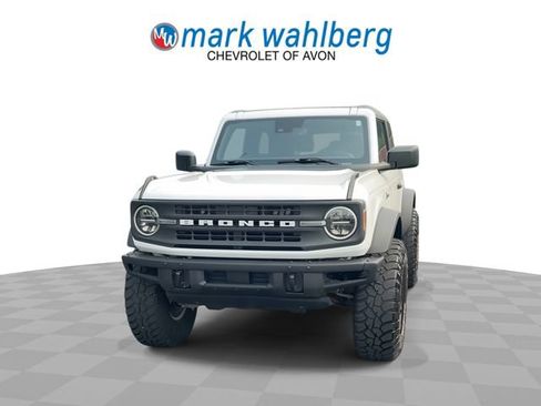 Used 2024 Ford Bronco Black Diamond AWD/4WD image 3