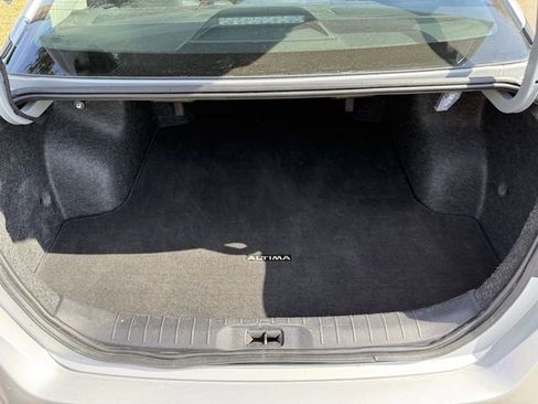 Used 2024 Nissan Altima 2.5 SV image 27